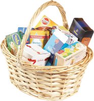 Korb mit Pappschachteln